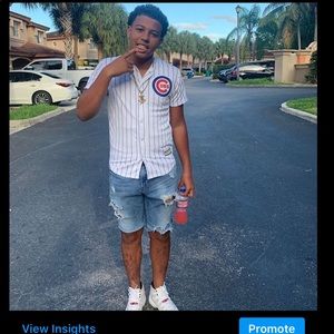 Meet your Posher, Desean